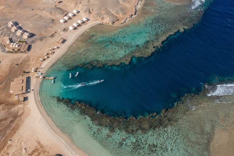 la baie de Marsa Nakari
